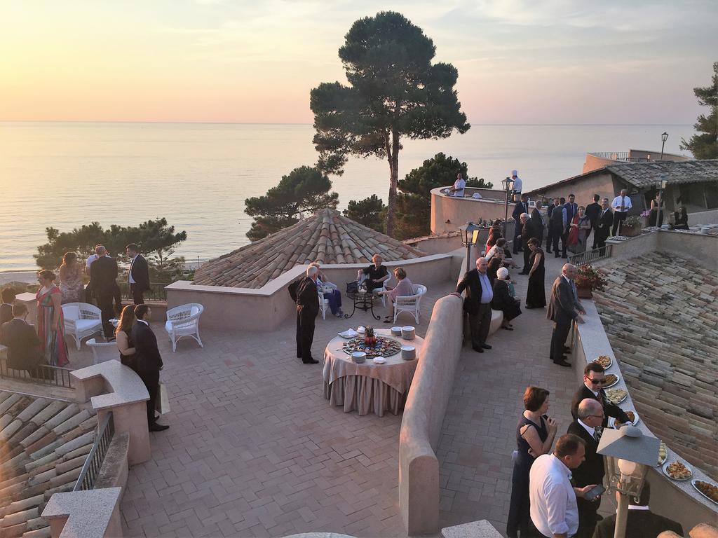 Hotel Porto Pirgos Parghelia Kültér fotó